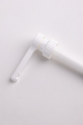 Дозатор для канистр объемом 1 л и 2.8 л